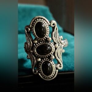 Vintage style ring size 6